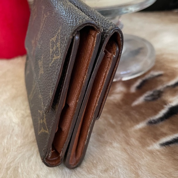 Vintage Louis Vuitton Canvas Bifold Wallet - France 92 - Picture 9 of 14